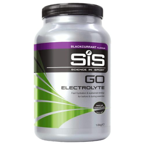 SiS GO Elektrolit italpor - 1.6kg - Fekete ribizli